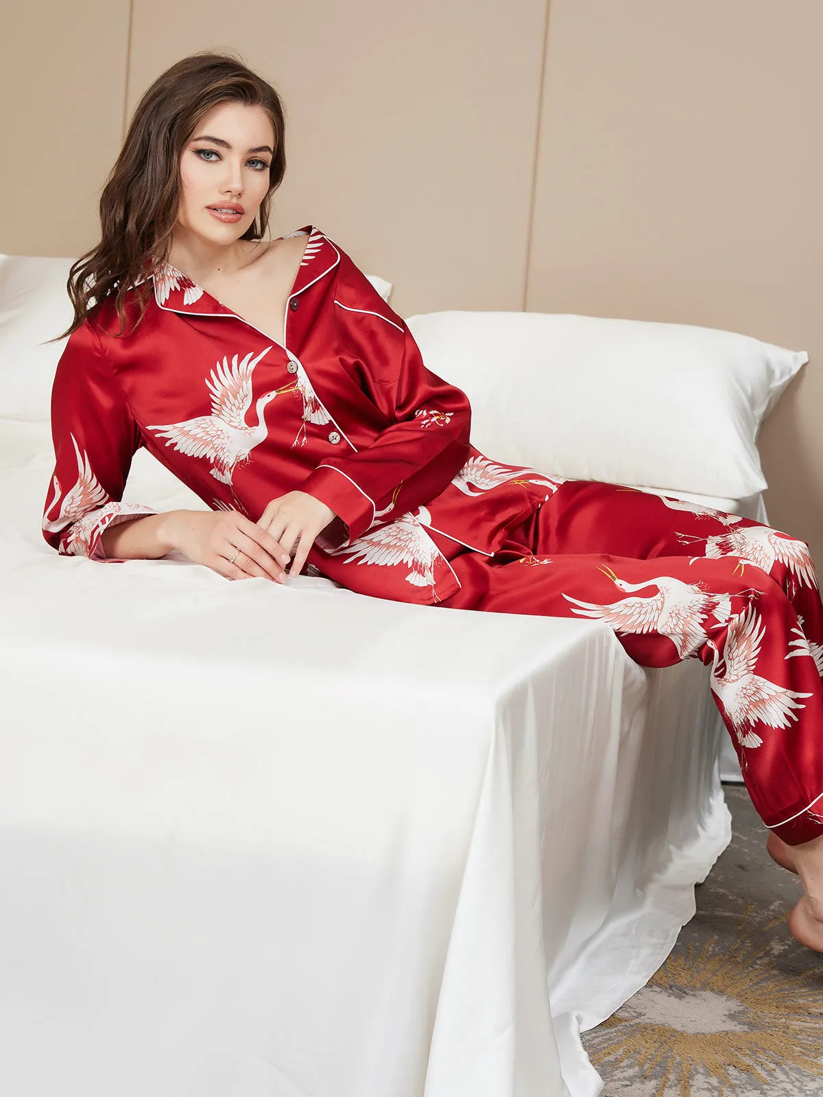 19Momme Pyjamaset Dames Lange Mouwen Van Zuivere Zijde Met Bedrukte Afwerking