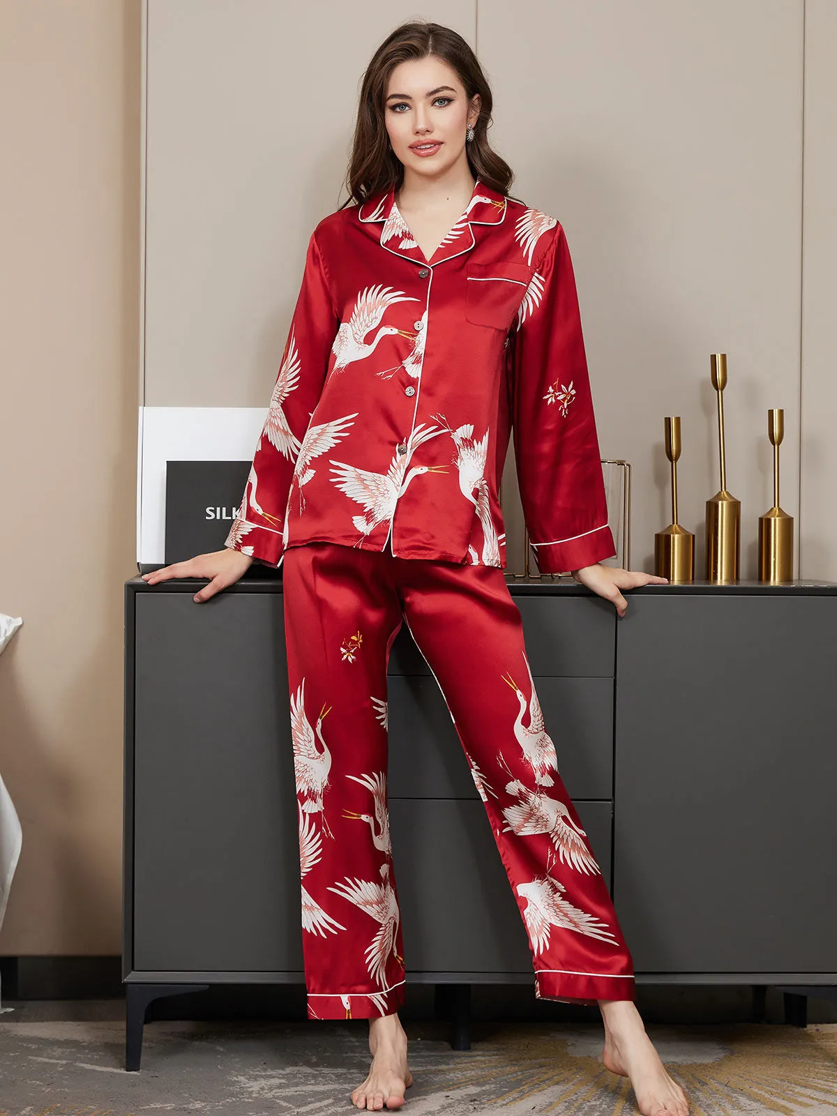 19Momme Pyjamaset Dames Lange Mouwen Van Zuivere Zijde Met Bedrukte Afwerking
