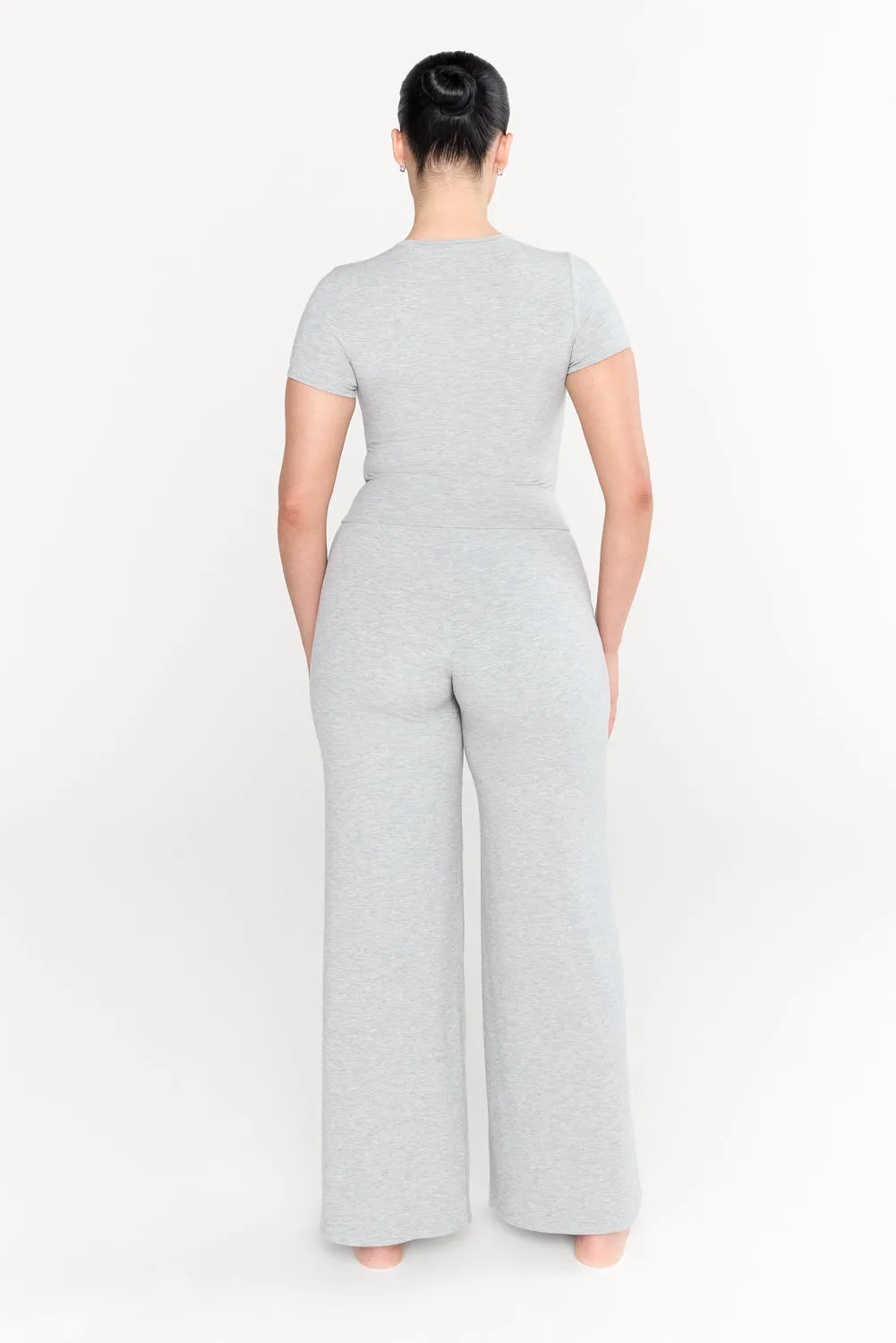 365 SCULPTING LOUNGE SHORT SLEEVE T-SHIRT - GREY MARL