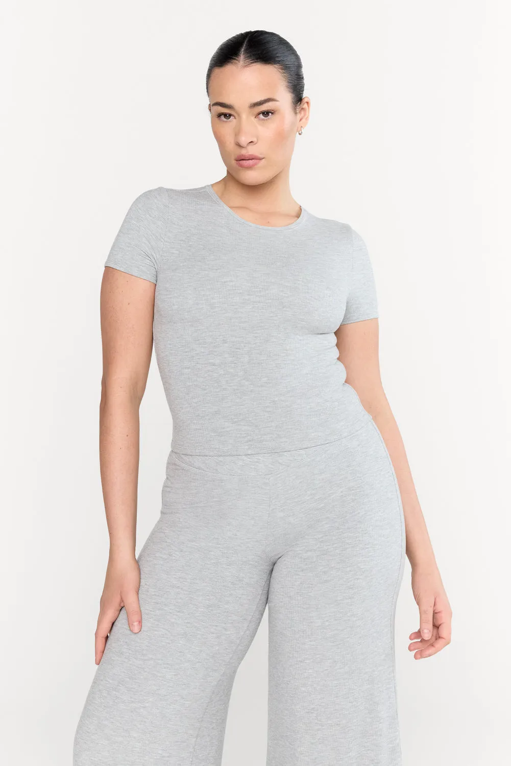 365 SCULPTING LOUNGE SHORT SLEEVE T-SHIRT - GREY MARL