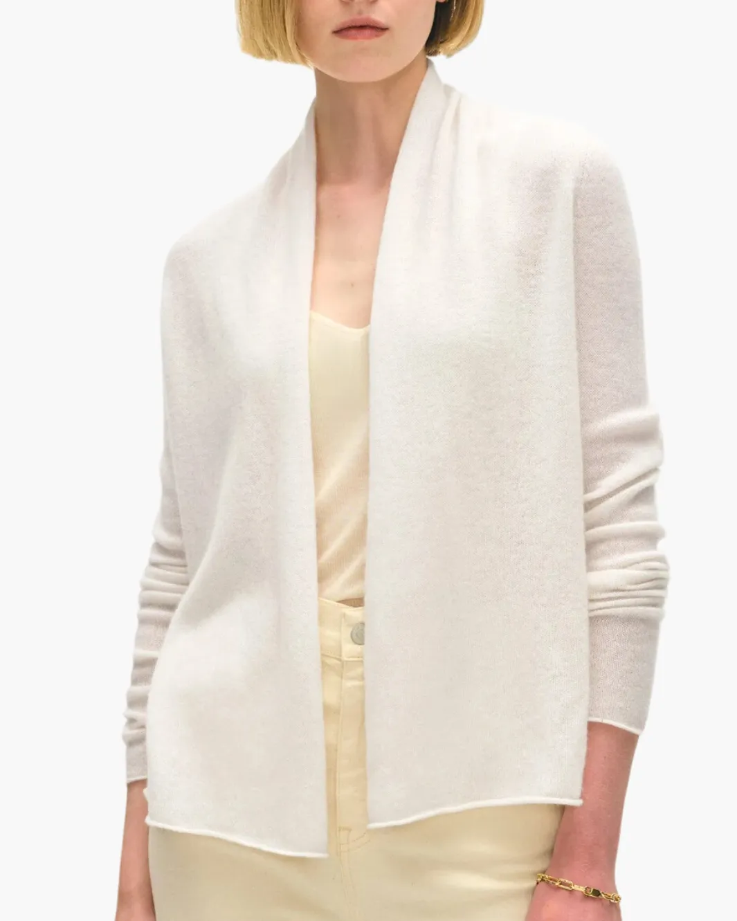 CASHMERE MINI TRAPEZE CARDIGAN IN SOFT WHITE