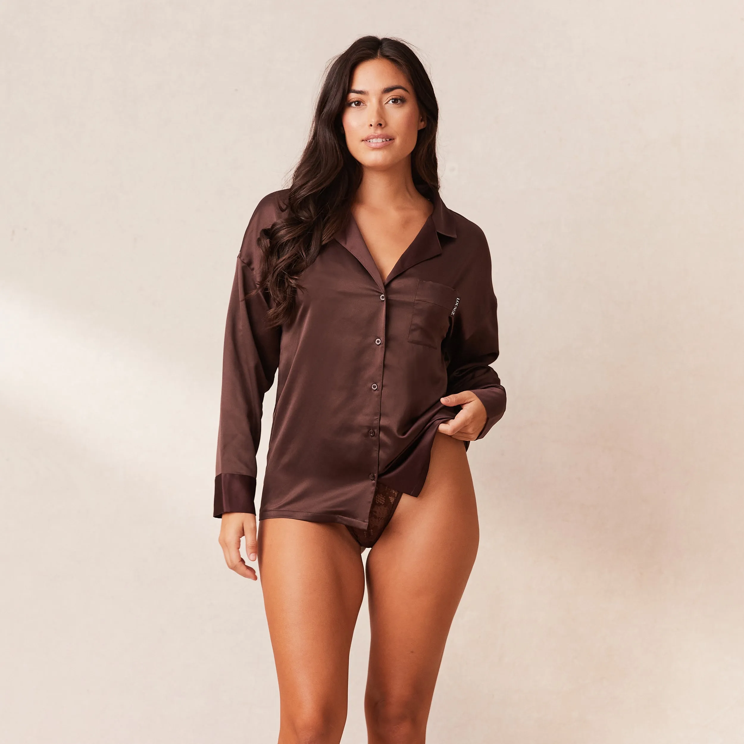 Classic Satin Chemise de Pyjama - Chocolat