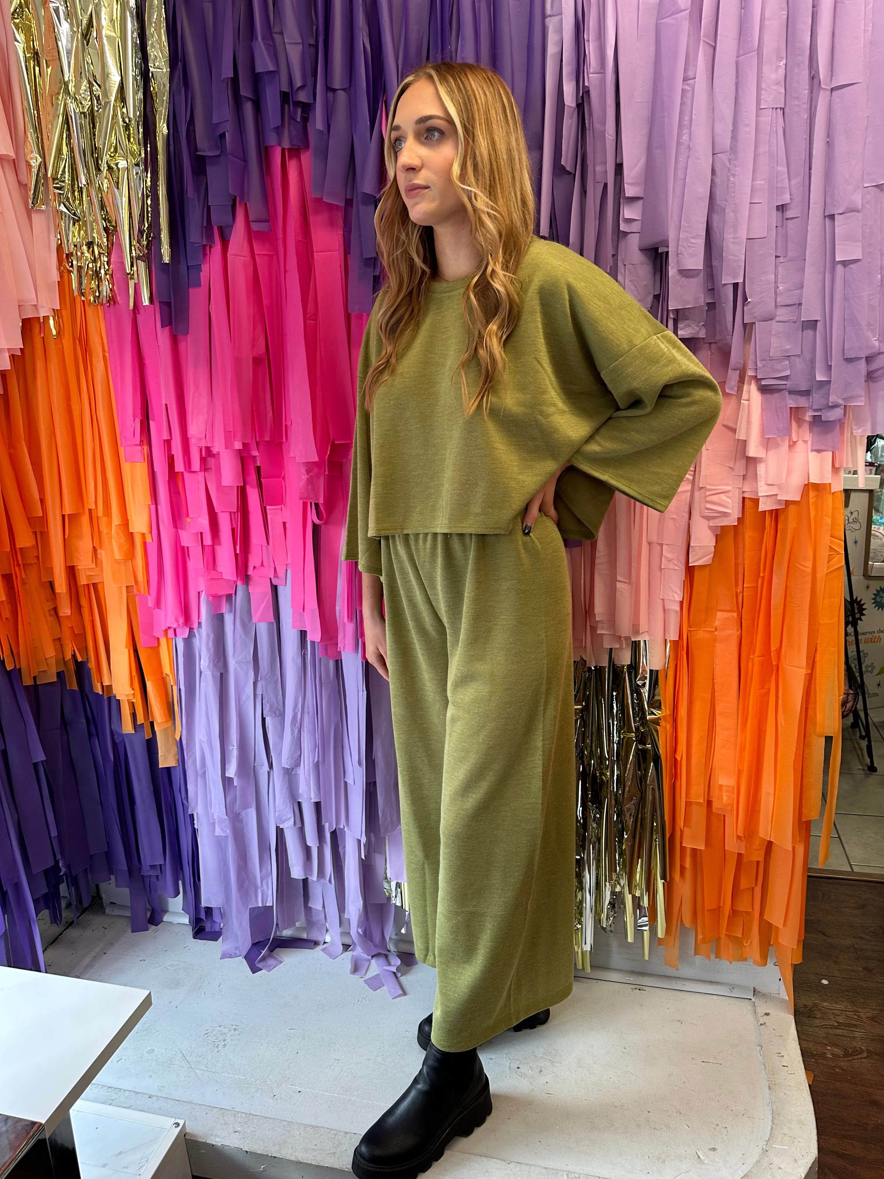 Cropped Lounge Set: Kiwi