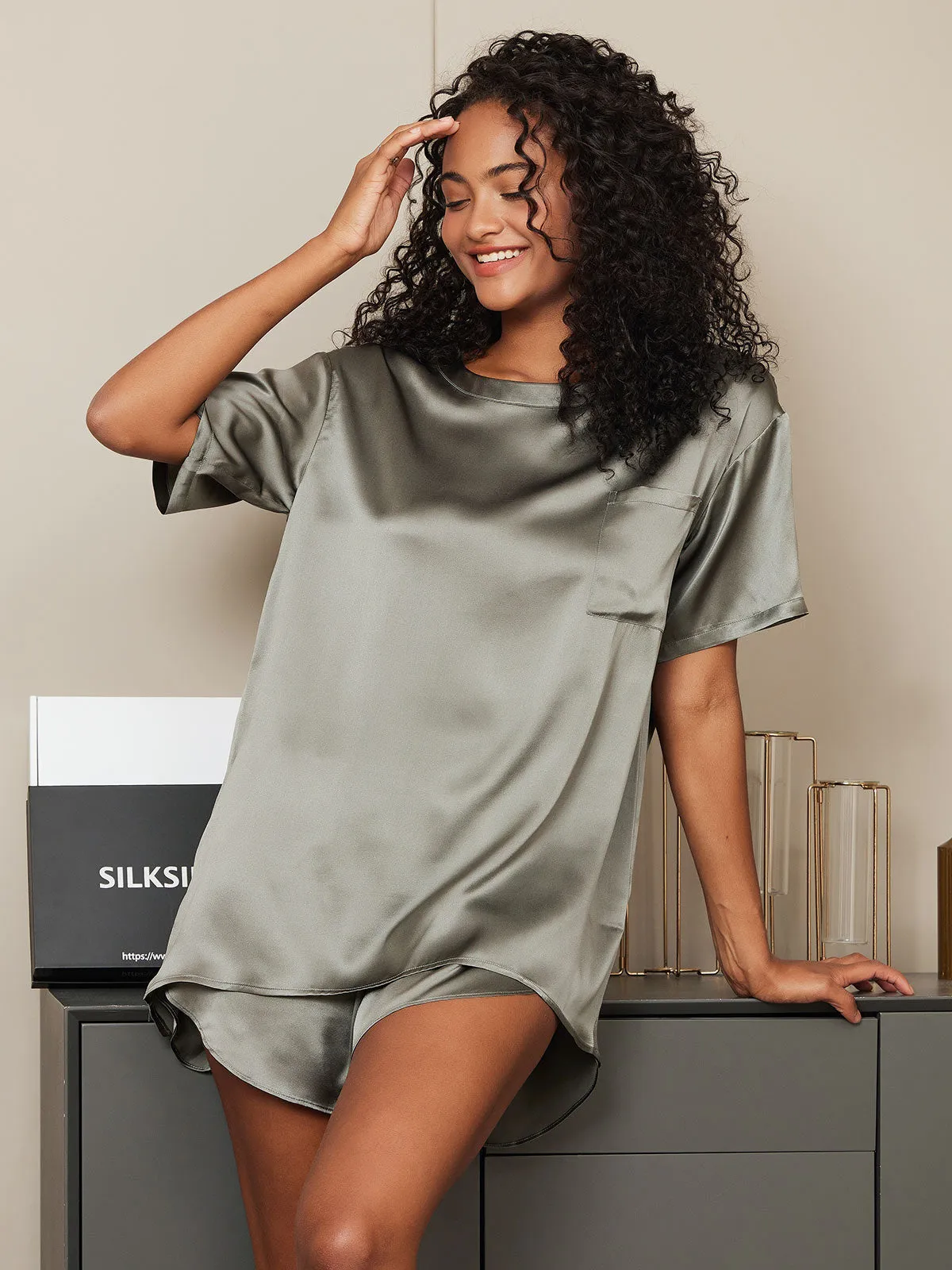 Dames Zijde Oversized T-Shirt Korte Pyjama Set