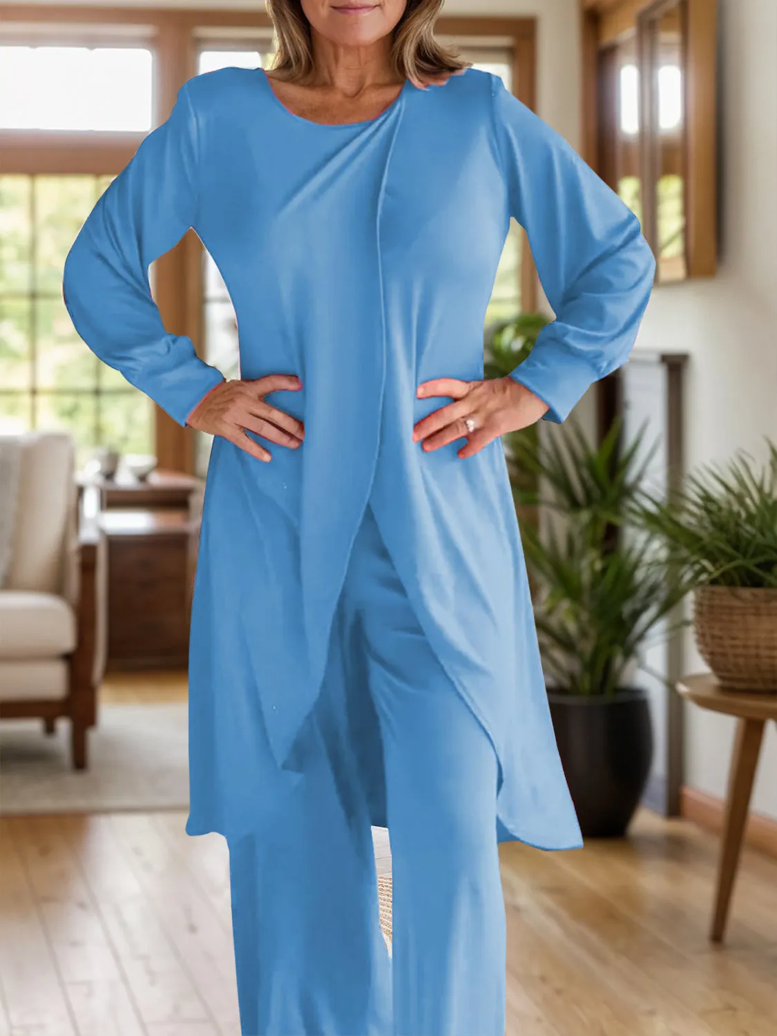 Fashion Royalty Round Neck Long Sleeve Top and Pants Set