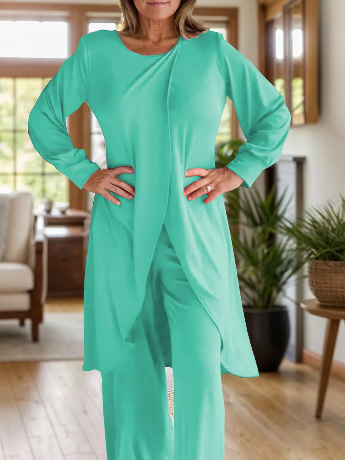 Fashion Royalty Round Neck Long Sleeve Top and Pants Set