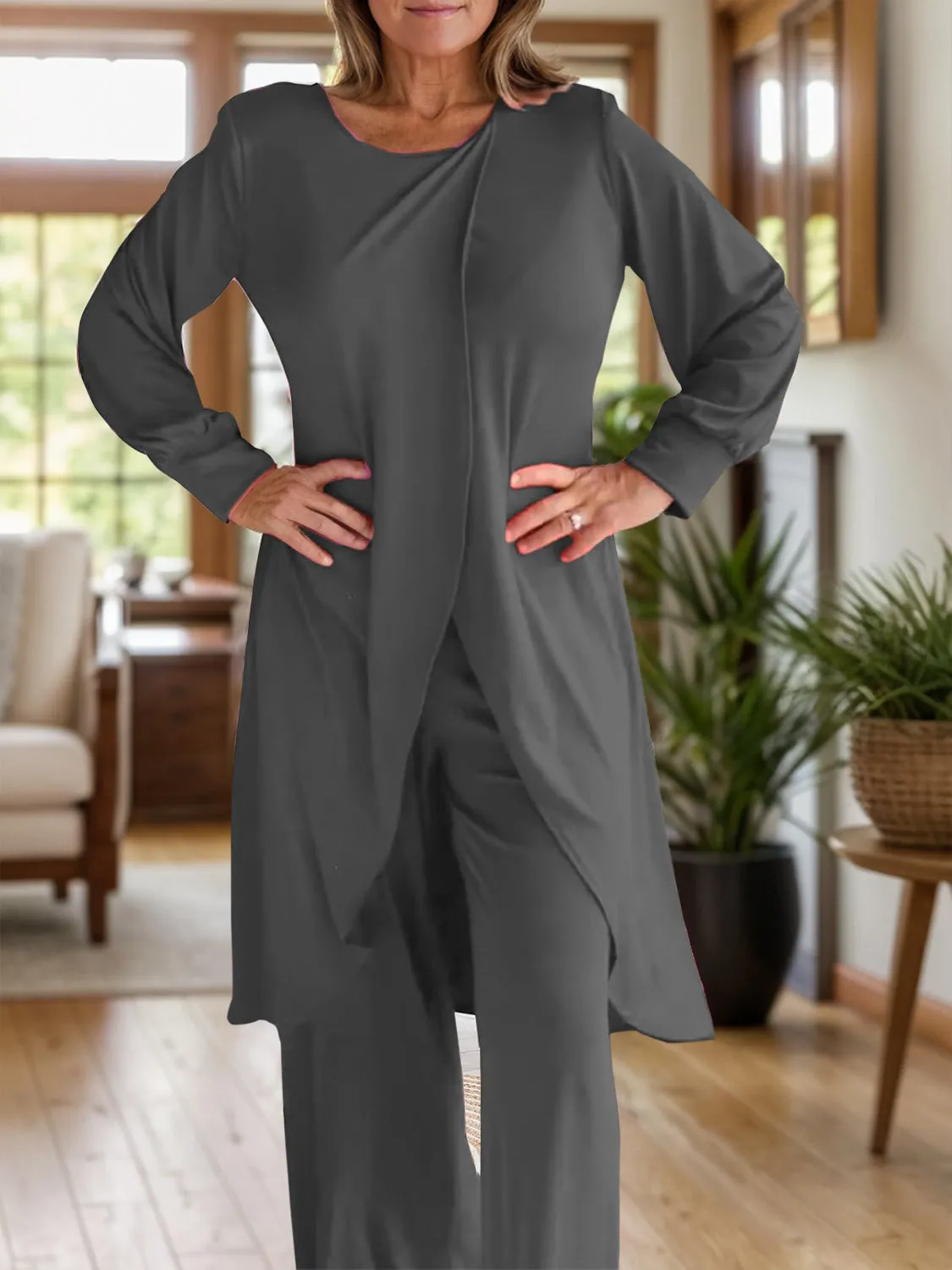 Fashion Royalty Round Neck Long Sleeve Top and Pants Set