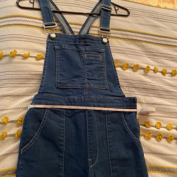 Gap 1965 Denim Flare Overalls size small