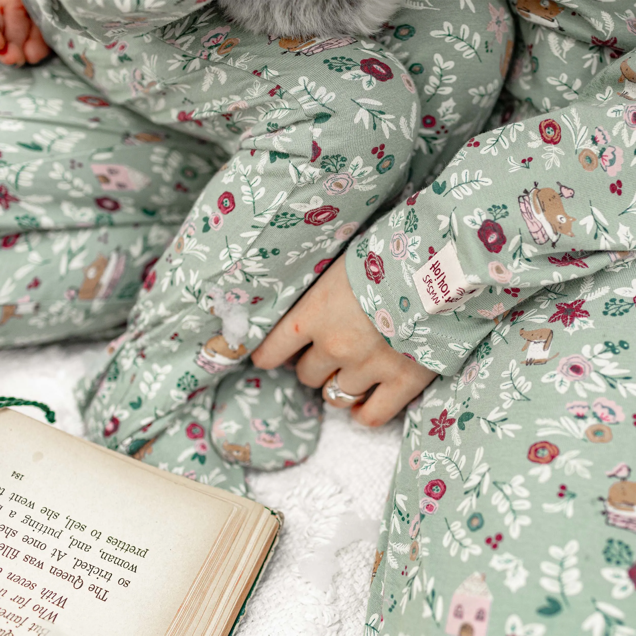 Haut de pyjama vert à motif à manches longues en coton, adulte || Long sleeved green patterned pajama top in cotton, adult