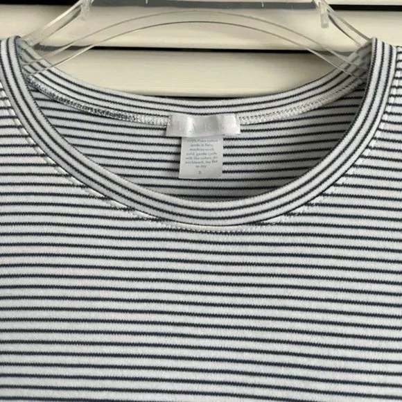 LAKE Pajamas short sleeve pajama shirt white &amp; blue stripe women’s small