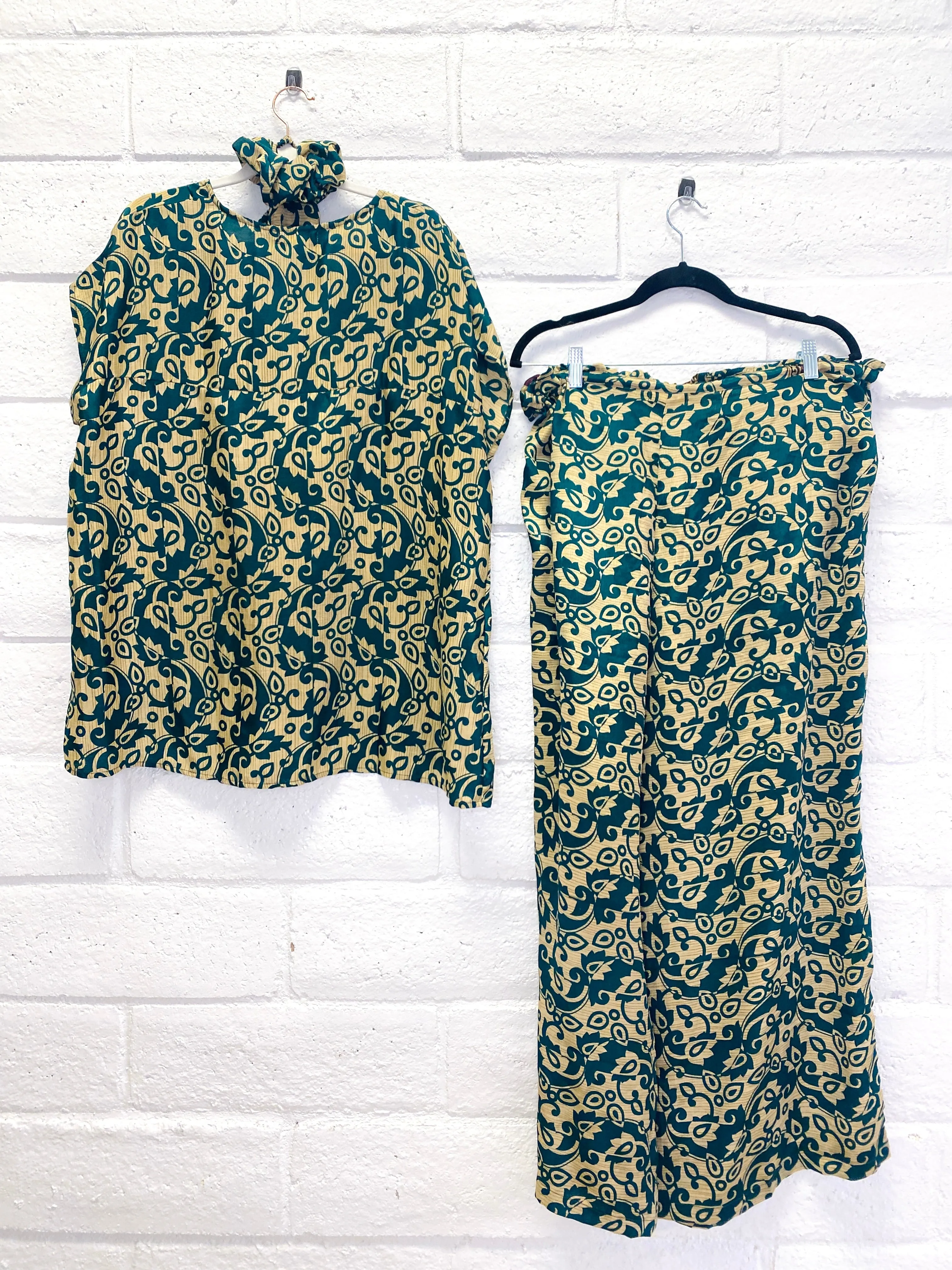 Lounge Set - S - Emerald Queen