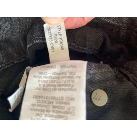 Madewell Adirondack Denim Short Overalls in Washed Black, Size XX-Small