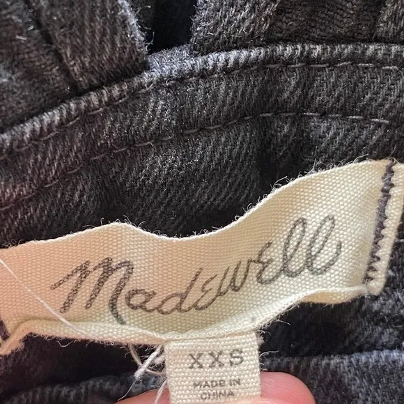 Madewell Adirondack Denim Short Overalls in Washed Black, Size XX-Small