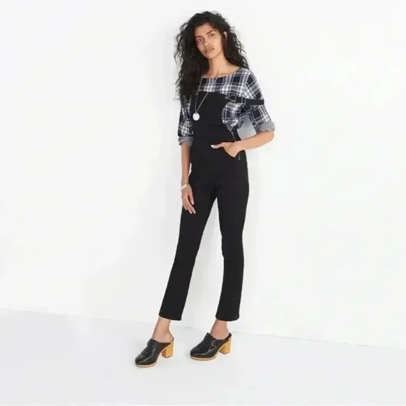 Madewell Cali Demi-Boot Overalls in Black Forest F6394