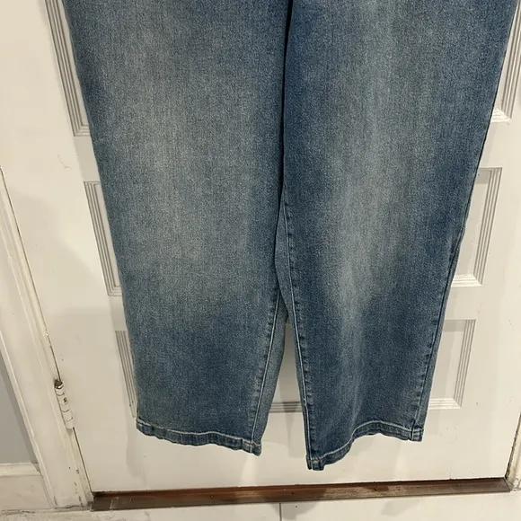 NWT Lane Bryant Mid-Rise Essential Stretch Denim Jean Overalls - Size 16