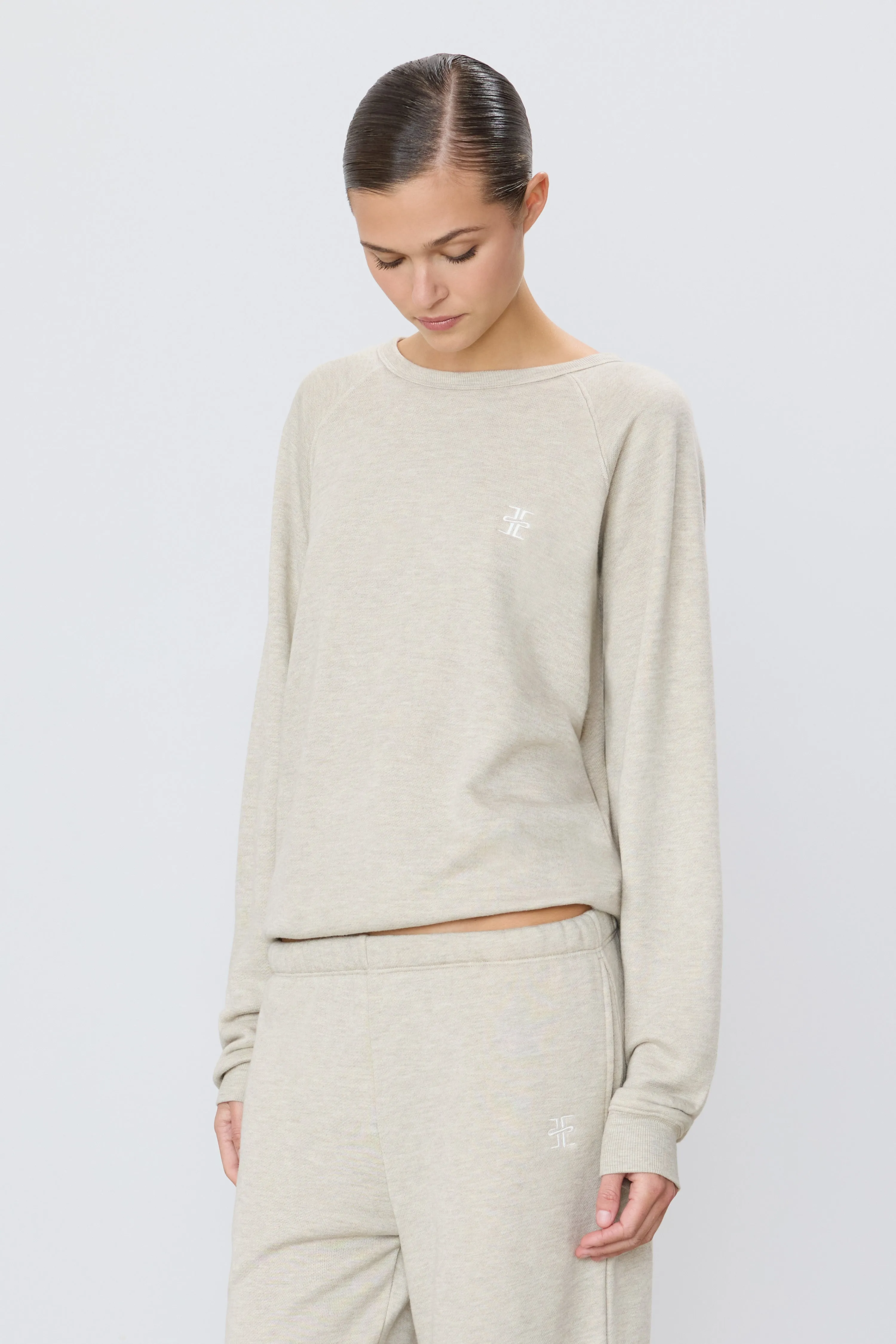 Oversized Raglan Sweatshirt