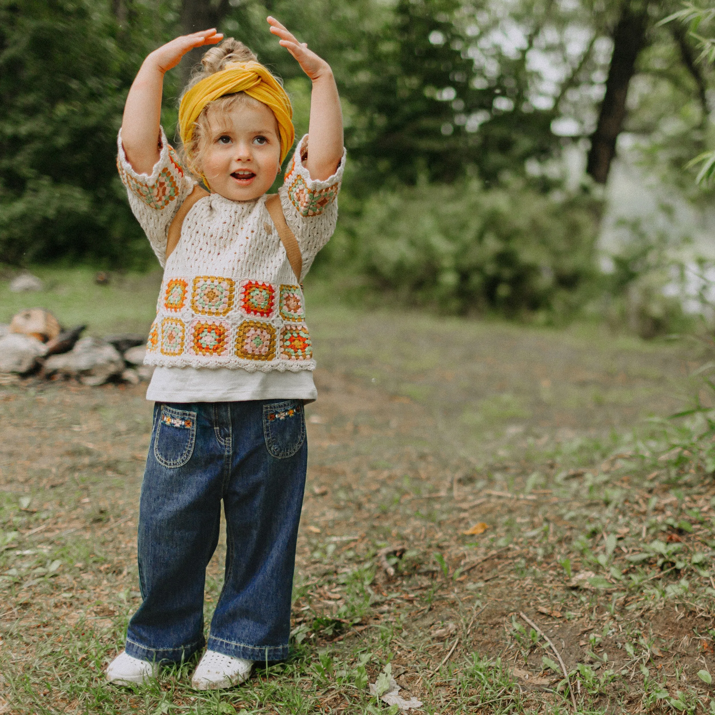 Pantalon denim foncé à jambe large, bébé || Wide leg dark denim pant, baby