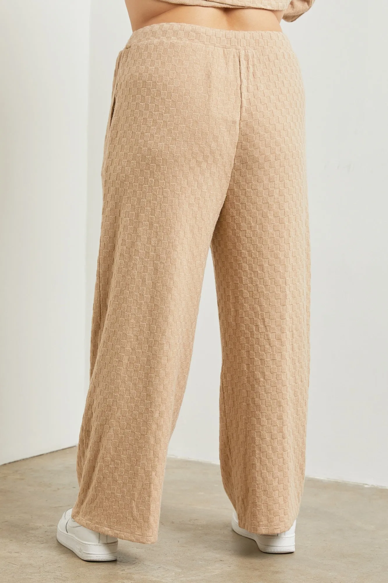 PLUS QUILTED LOUNGE PANTS (part of a set)