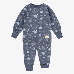 Pyjama deux pièces bleu à motifs, bébé || Two piece blue pajamas with all over print, baby
