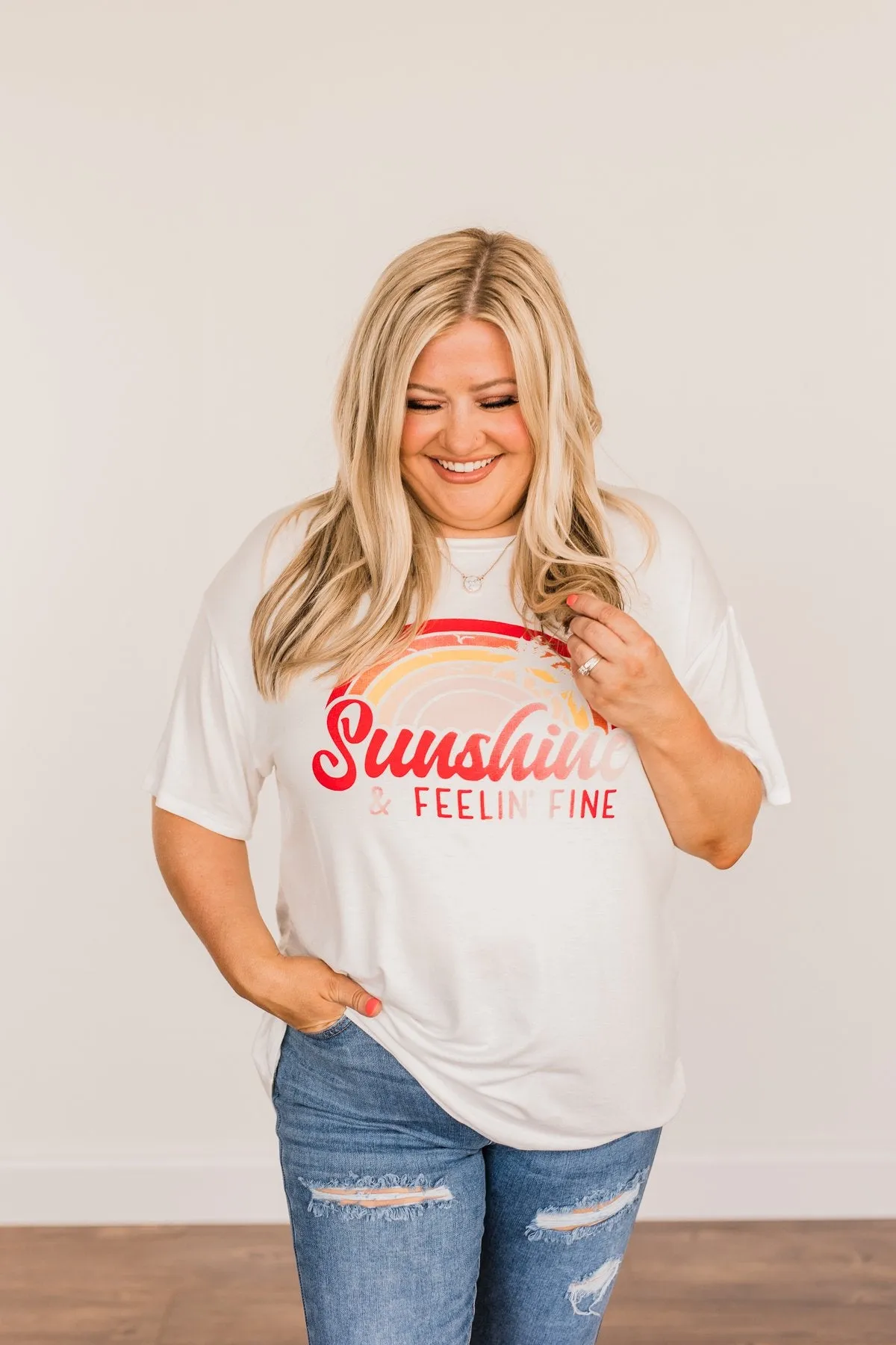 "Sunshine & Feelin' Fine" Graphic Tee- Ivory