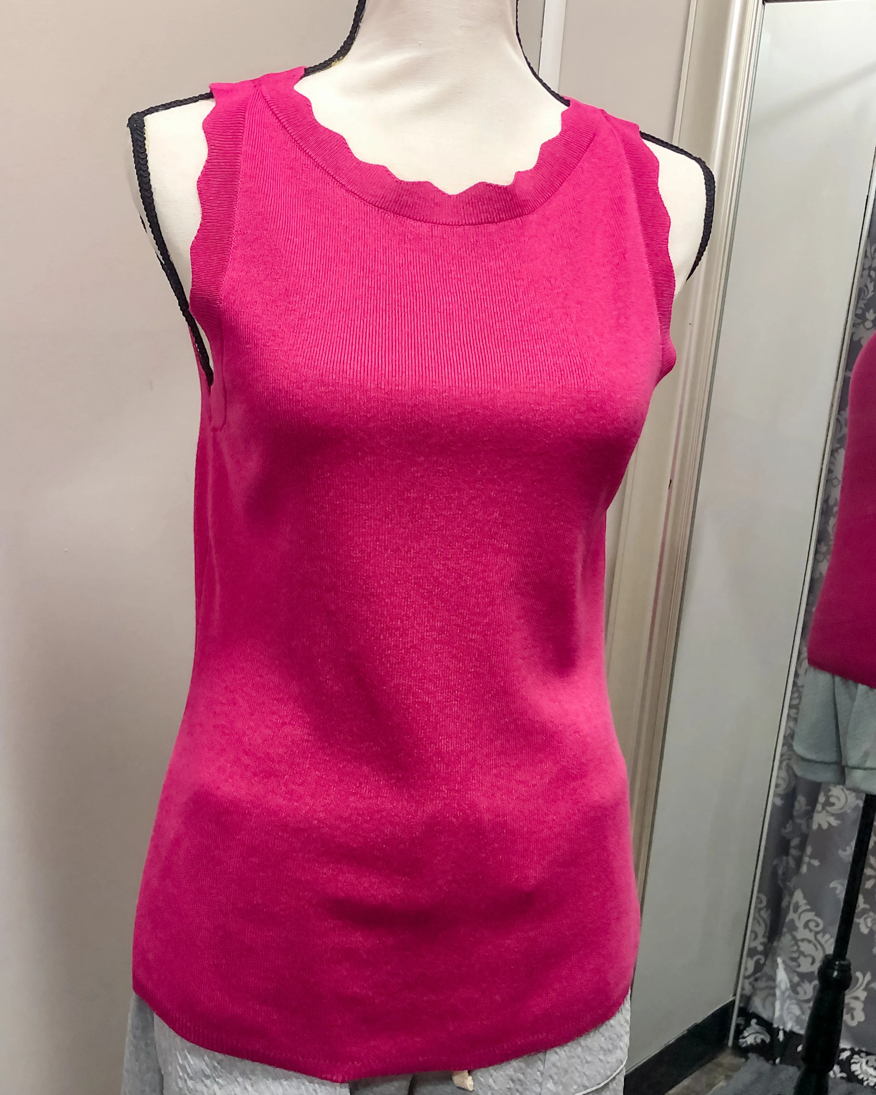 Scalloped Sleeveless Sweater Tank - Fuchsia