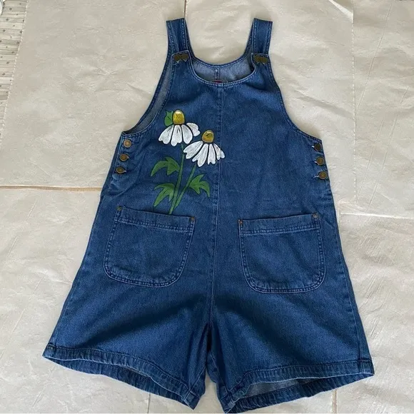 SunBelt Denim overalls Painted white daisies Front pockets Decorative buttons S