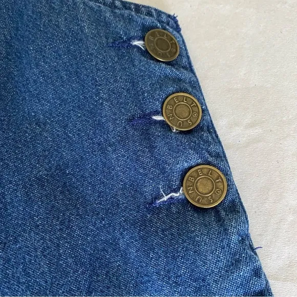SunBelt Denim overalls Painted white daisies Front pockets Decorative buttons S