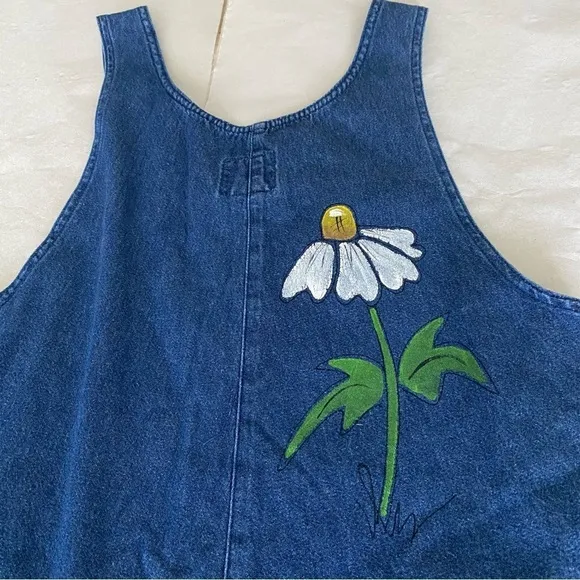 SunBelt Denim overalls Painted white daisies Front pockets Decorative buttons S