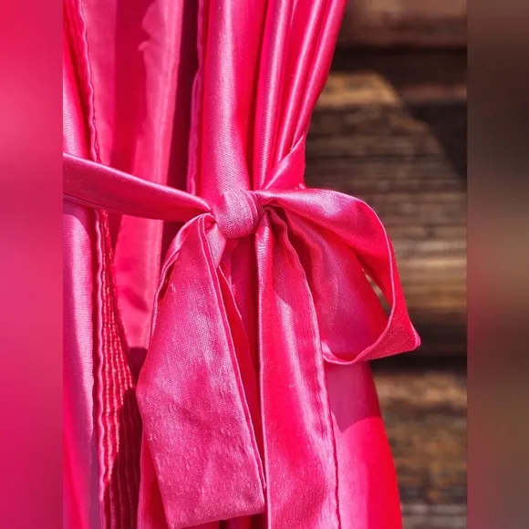 Vintage RARE Lorraine 80's Silk Satin Barbie Pink Long Robe Kimono W/ Pockets