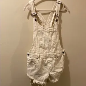 We the Free Cream Denim Overalls short shorts - size 29 - fray hem