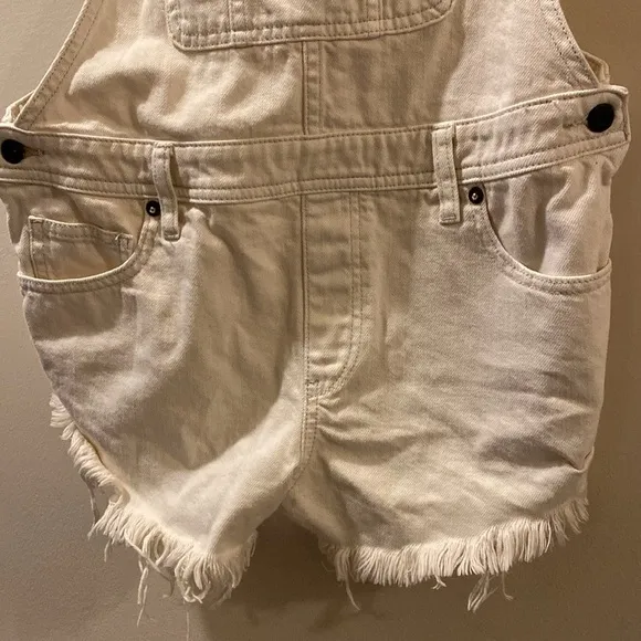 We the Free Cream Denim Overalls short shorts - size 29 - fray hem
