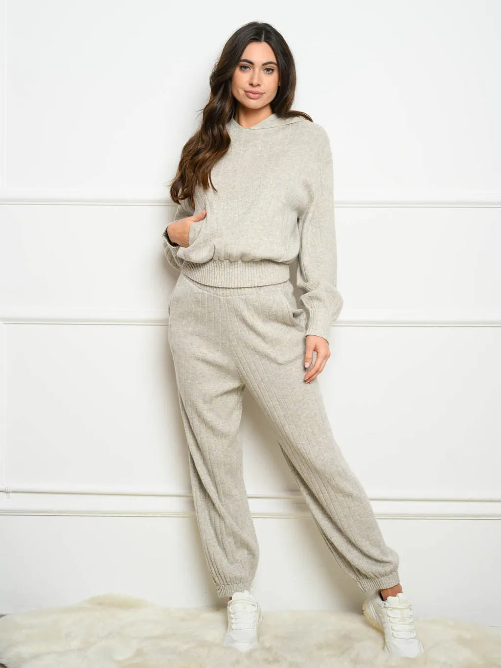 WOMEN'S WOOL BLEND KNITTED JOGGER PANTS